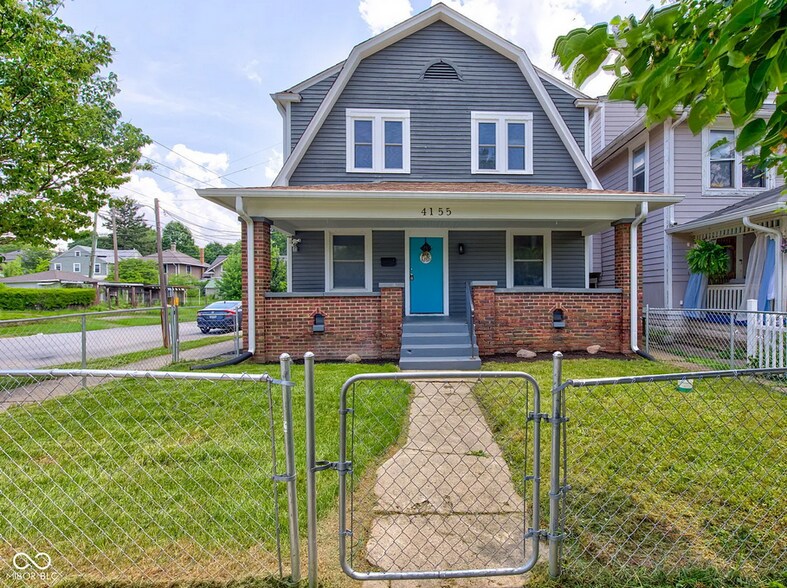 Primary Photo - 4155 Graceland Ave