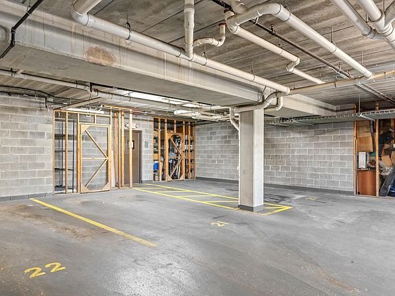 Building Photo - 1541 N Jefferson St