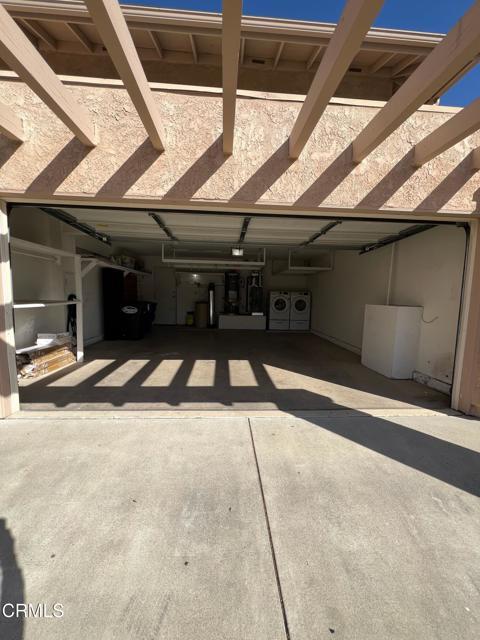 Building Photo - 835 Sandberg Ln