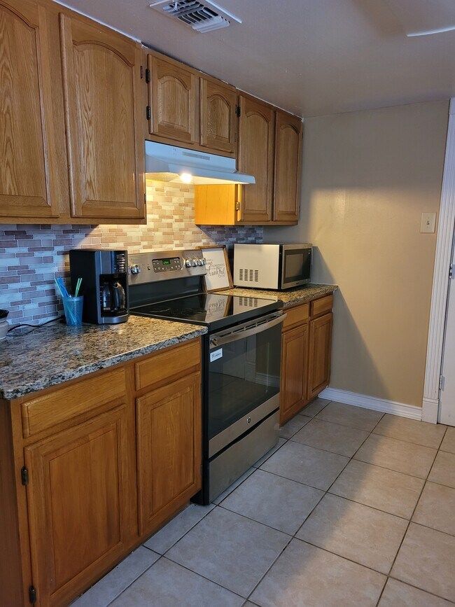 Building Photo - 4105 Bill Owens Pkwy