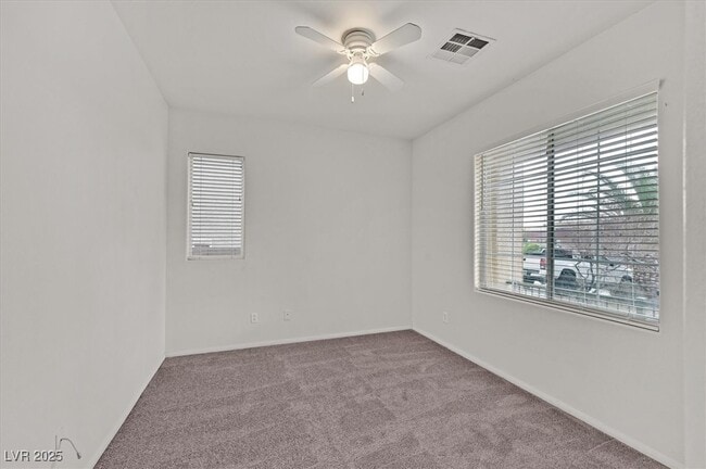 Building Photo - 2520 W San Miguel Ave