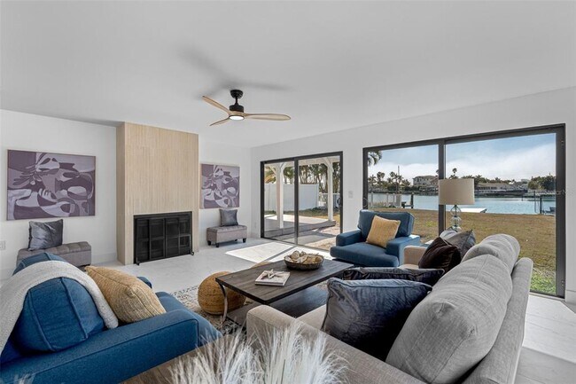 Building Photo - 475 115th Ave