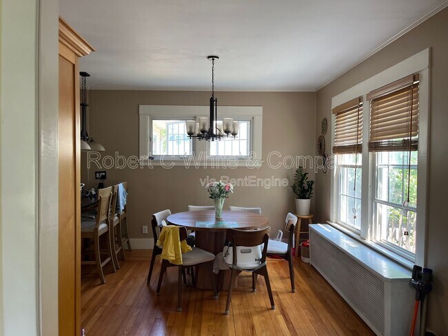 Building Photo - 109 Ardmore St