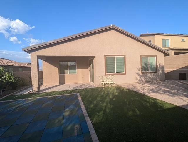 Building Photo - 10242 S Pantano Knolls Dr