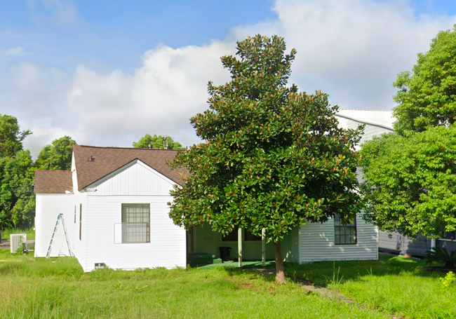 Primary Photo - Newly renovated 3 bedroom, 2 bathroom