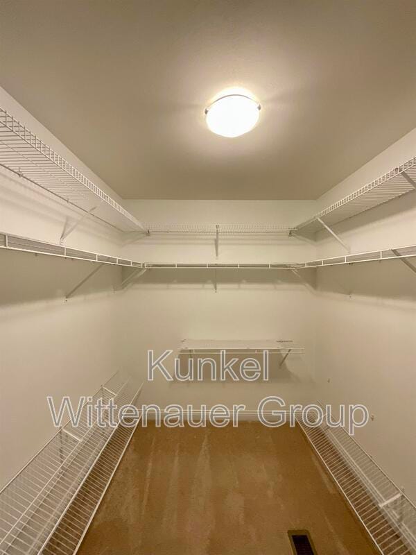 Building Photo - 3014 Roan Hill Dr