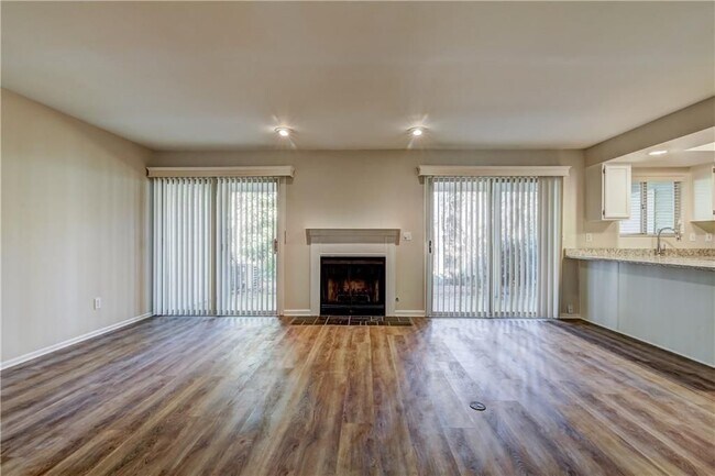 Building Photo - 123 Fair Haven Way