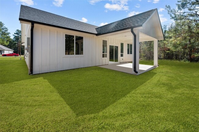 Building Photo - 28407 Champion Oaks Dr