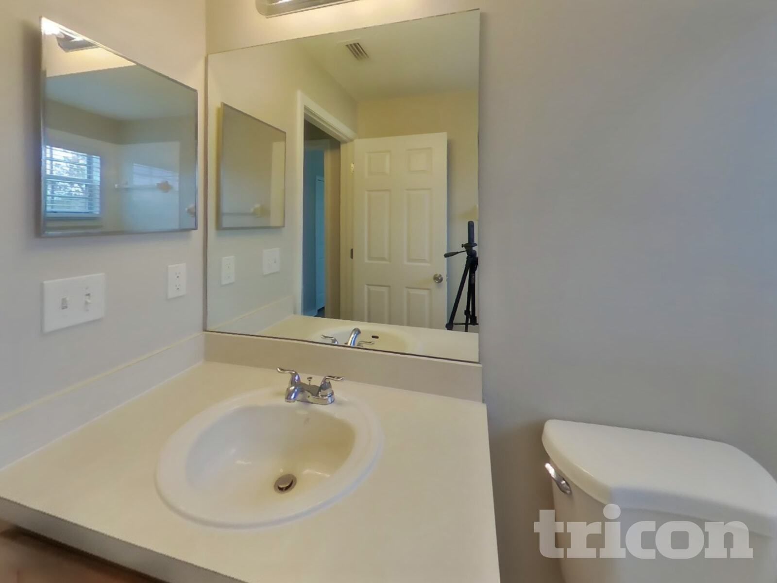 Building Photo - 31027 Bridgegate Dr