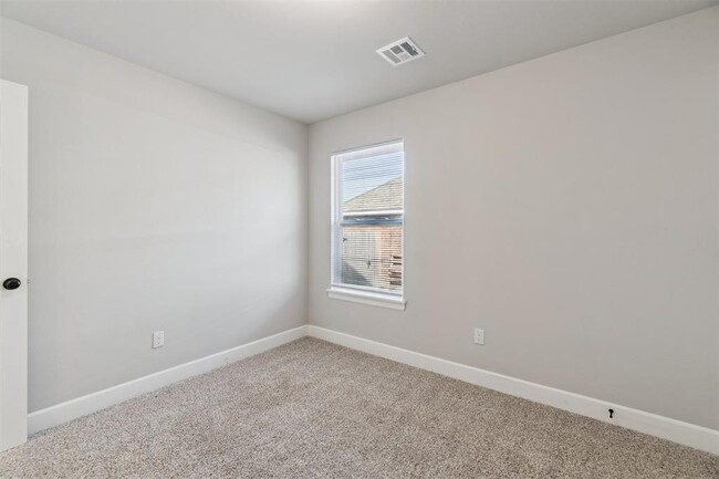 Building Photo - 19701 Brookville Dr