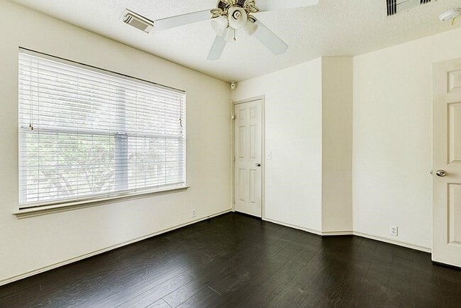 Building Photo - 19323 Colony Grove Ln