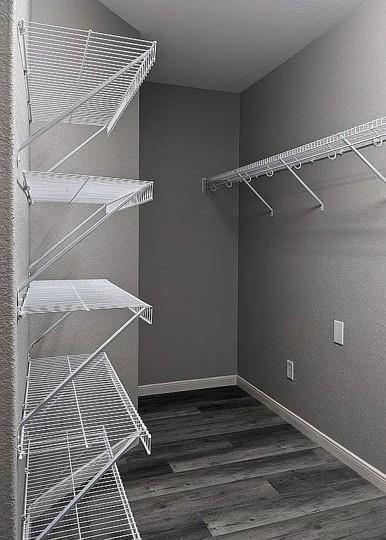 Building Photo - 7703 Redstone Manor