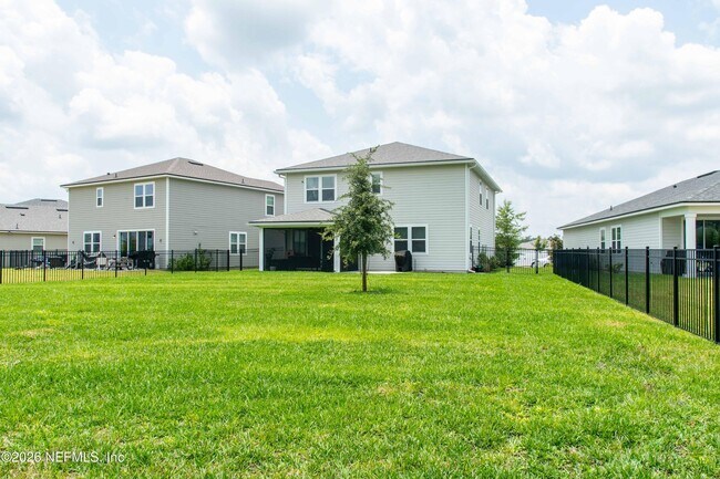 Building Photo - 1985 Amberly Dr