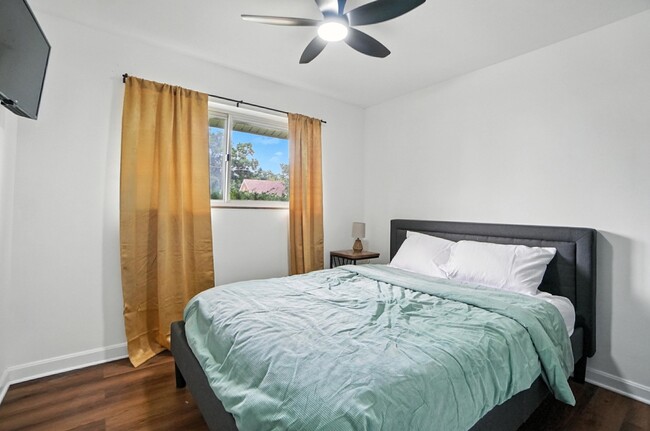 Building Photo - 2295 Deblin Dr