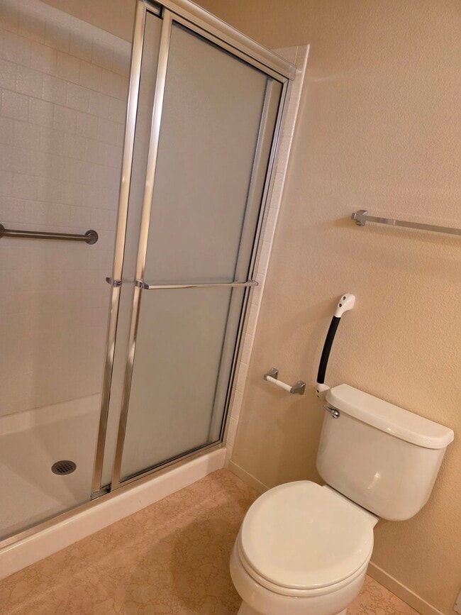 Building Photo - 6336 Stone Bridge Rd