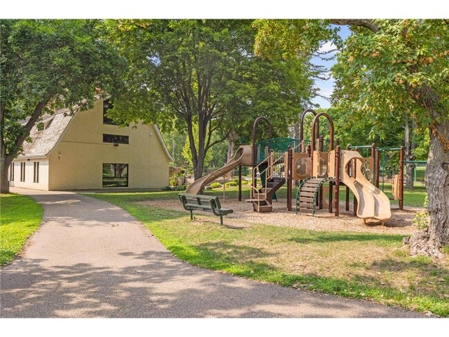 Building Photo - 8666 Windward Cir