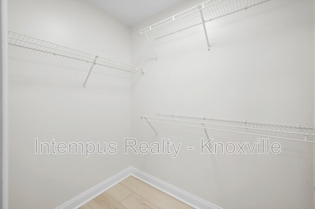 Building Photo - 7411 Cascade Meadows Way