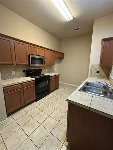 Building Photo - 1510 Piedmont Dr