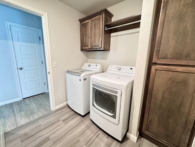 Building Photo - 4100 NW 152nd Terrace