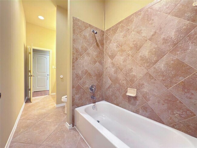 Building Photo - 11007 Witherspoon Dr