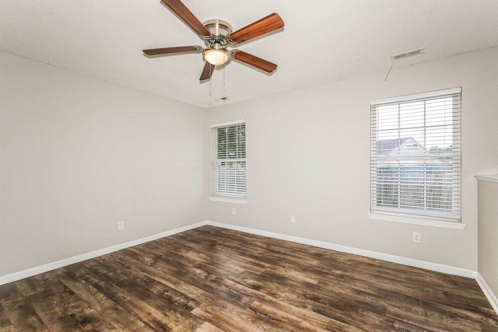 Building Photo - 4009 Dogwood Ln