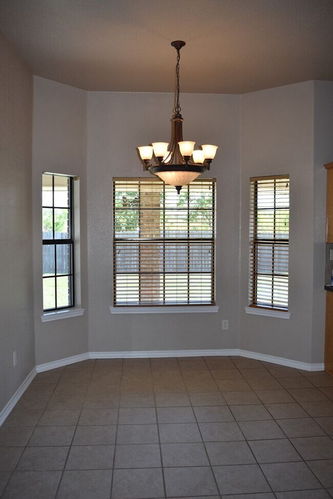 Building Photo - 3BD/2BA Home in Harker Heights with desira...
