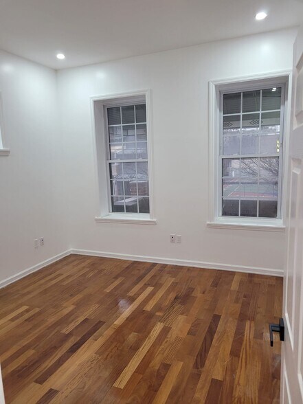 Building Photo - 953 Thomas S Boyland St