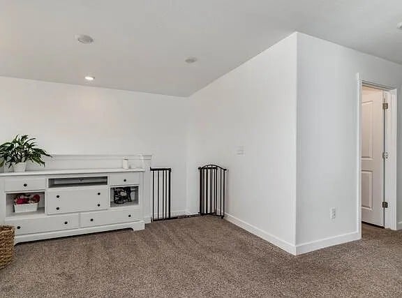 Building Photo - 937 Mecham Ave