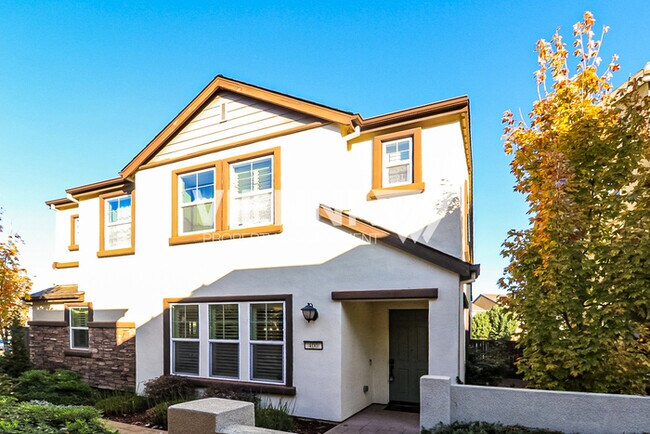 Primary Photo - 400 Dormarin Pl