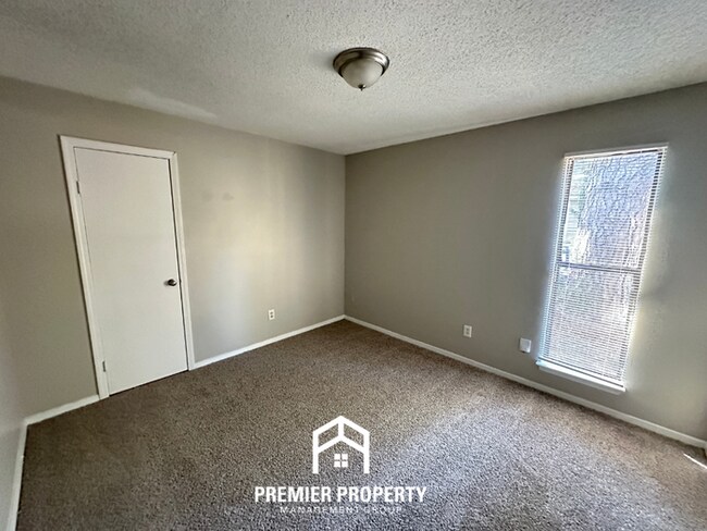 Building Photo - 4230 Runningbrook Cir