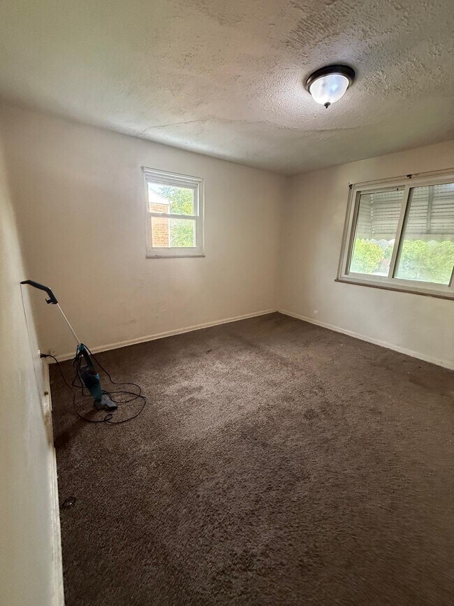 Building Photo - 20801 Crystal Ave