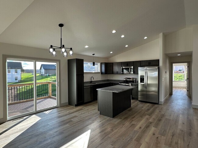 Building Photo - NEW CONSTRUCTION 5 Bed 3 Bath w/ Walk Out Basement Waynesville School District