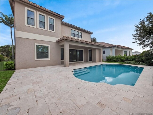 Building Photo - 259 Calmo Cir