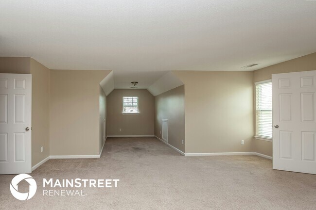 Building Photo - 3772 Oakman Pl