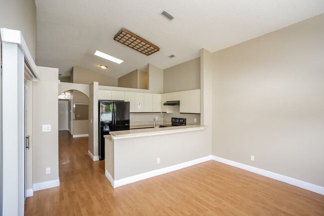 Building Photo - 5262 NW 55th Terrace