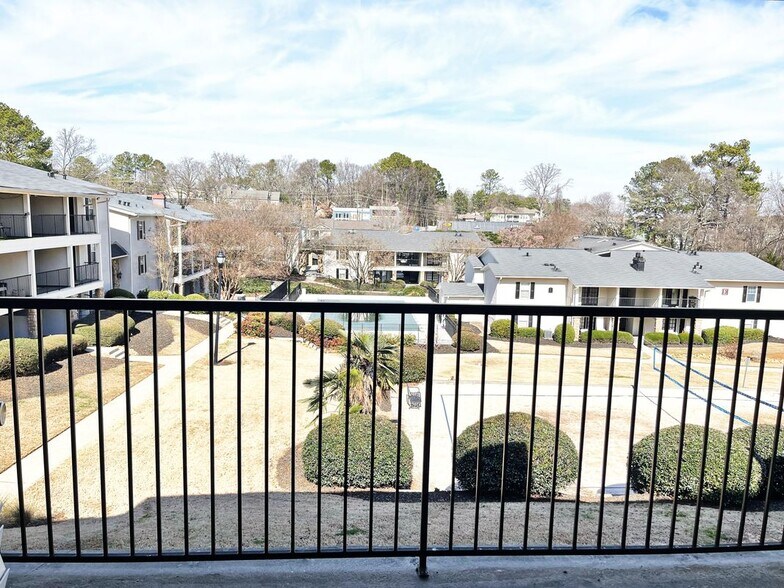 Building Photo - 1150 Collier Rd NW