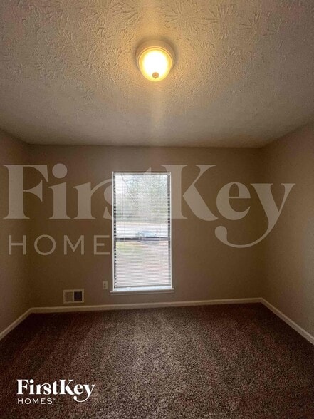 Building Photo - 4192 Tyler Ct