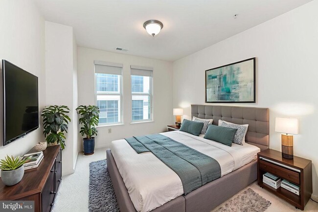 Building Photo - 2665 Prosperity Ave