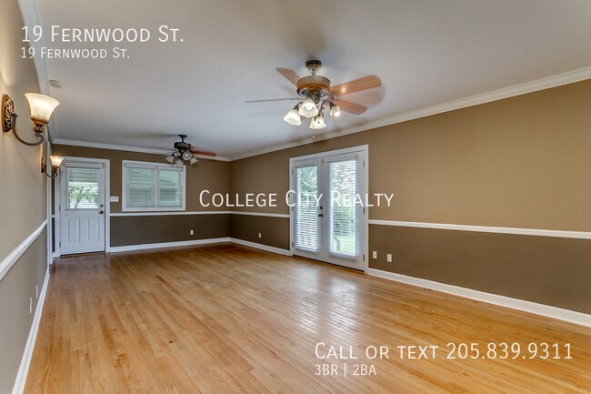 Building Photo - 19 Fernwood St