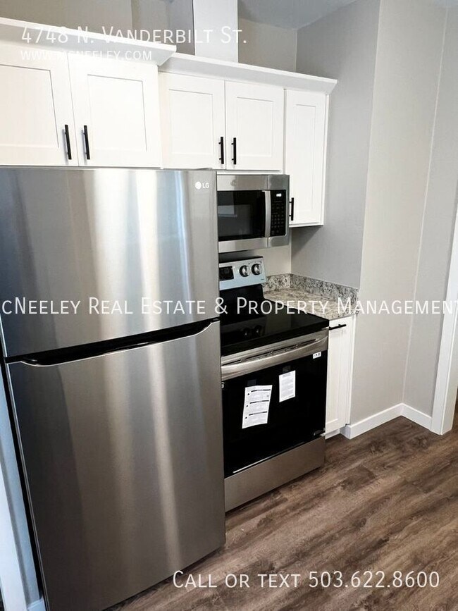 Building Photo - 4748 N Vanderbilt St