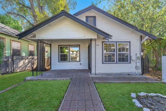 Primary Photo - All Units Are Available With Brandnew Full Appliance Package