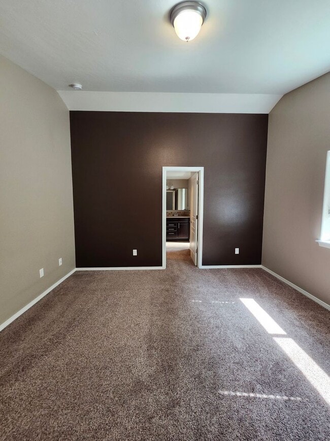 Building Photo - Beautiful One Level in the Reserve At Clea...