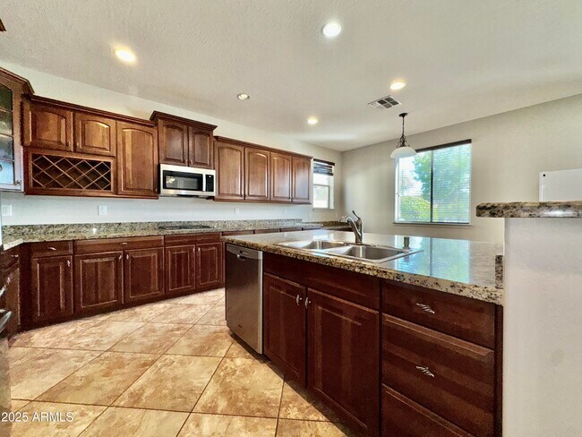 Building Photo - 4521 W Paseo Way