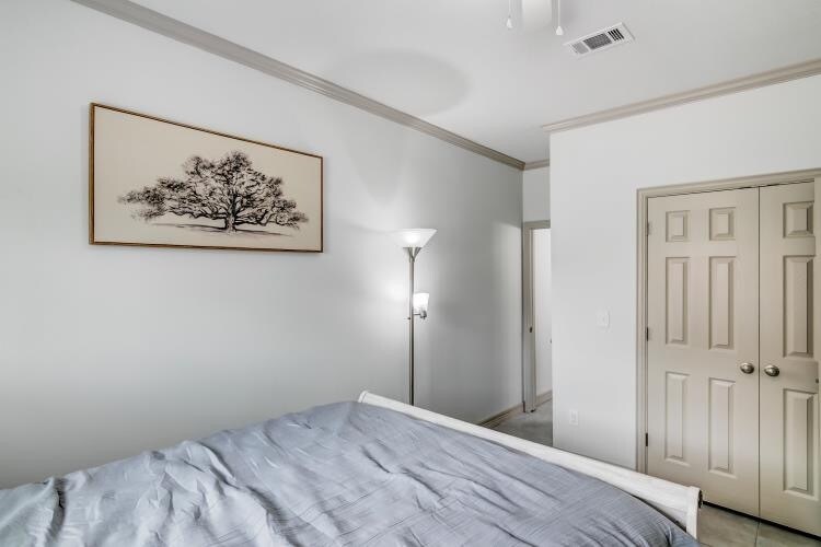 Building Photo - 2923 Pecos St