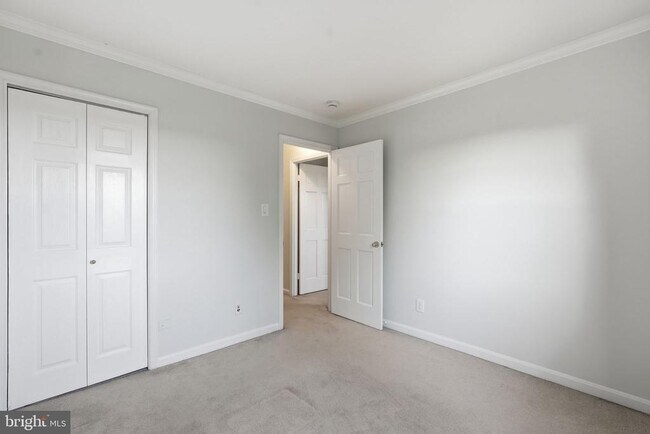Building Photo - 10429 Red Granite Terrace