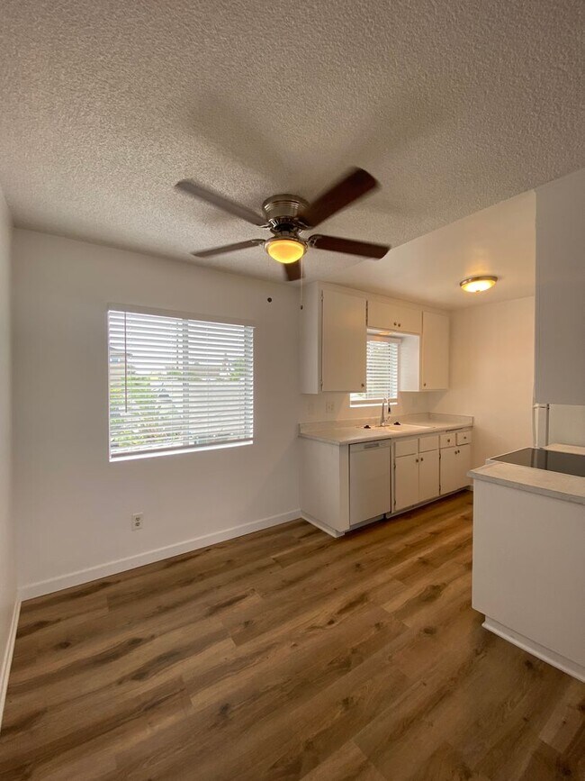 Building Photo - 761 Coronado Ave