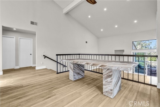 Building Photo - 17 Valley View