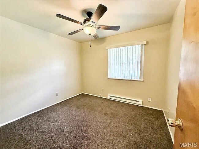 Building Photo - 7601 Hazelcrest Dr