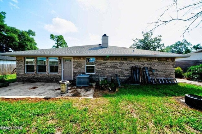 Building Photo - Woodlawn is one of the area's most sought after communities
