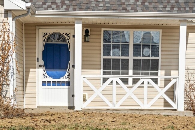 Building Photo - 1265 Silver Star Dr